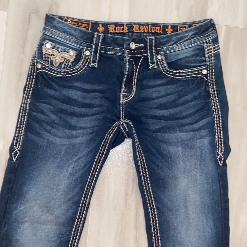 Rock Revival Sorrell Capri, Style: E8463P, China, 28x26, EUC, $149 MSRP - Picture 9 of 11
